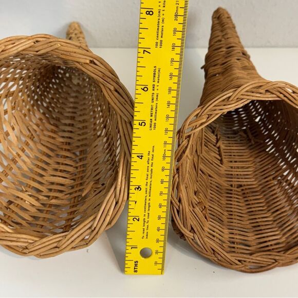 2 Wicker Cornucopia Baskets 12” - Picture 5 of 5
